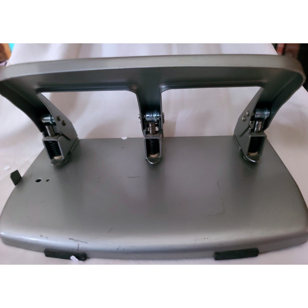 CARL Heavy Duty 3 Hole Punch‎ 40 Sheet Silver Metal Industrial Desktop Paper